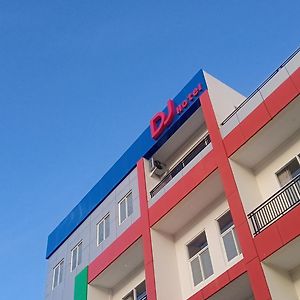 Dj Hotel